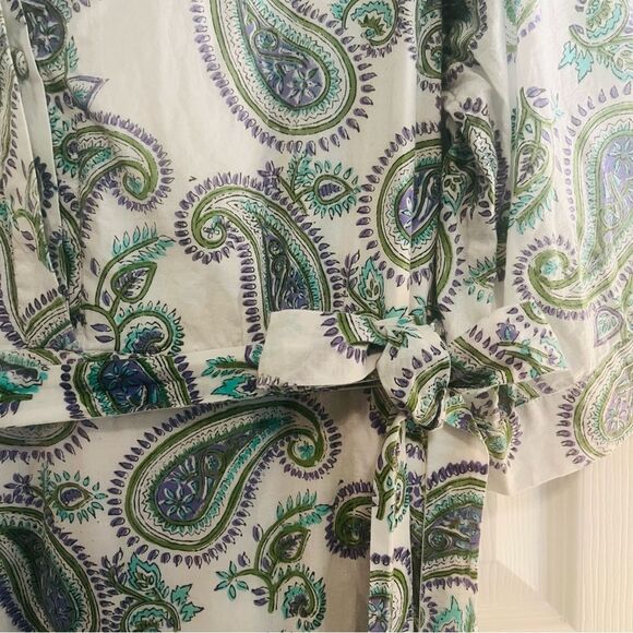 BEAU & RO Paisley Wrap with 3/4 sleeves. - Picture 4 of 16